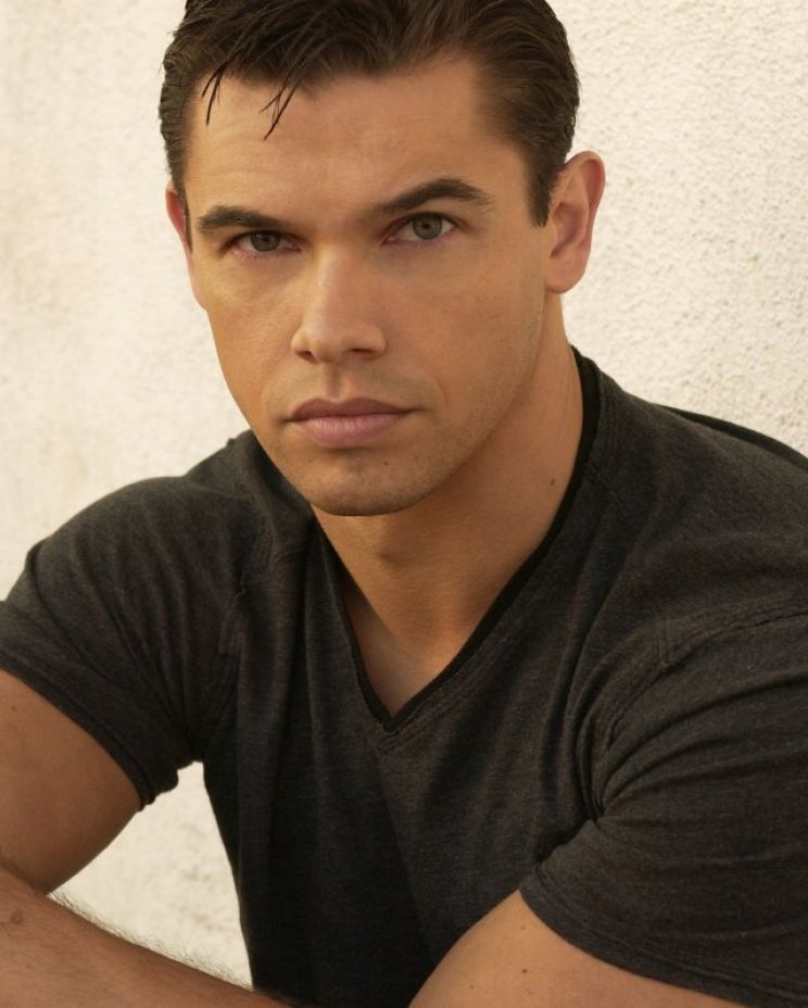 Paul Telfer