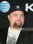 Paul Walter Hauser