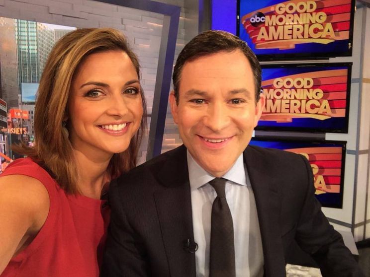 Paula Faris