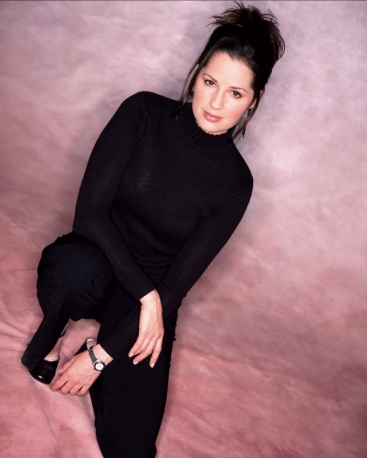 Paula Marshall
