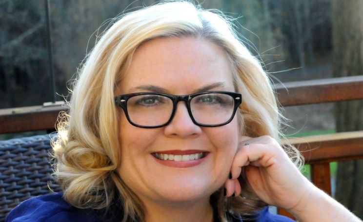 Paula Pell