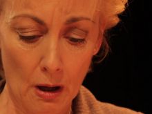 Paula Wilcox photo