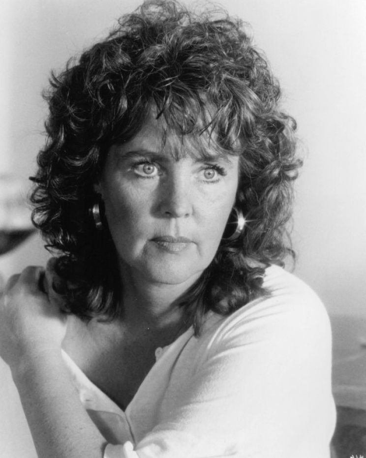 Pauline Collins