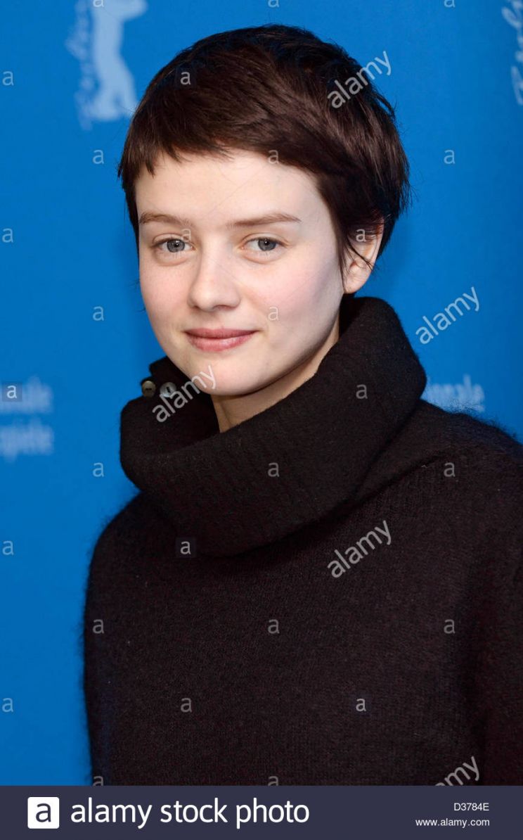 Pauline Etienne