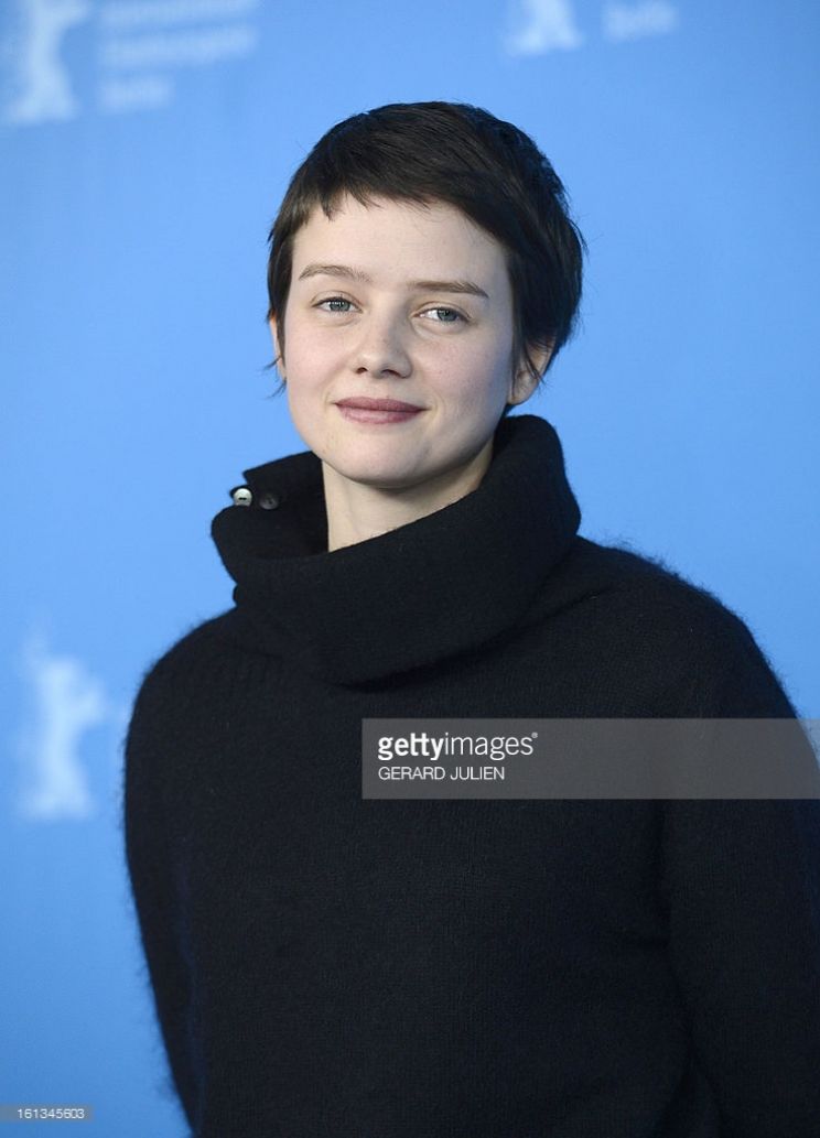 Pauline Etienne