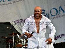 Peabo Bryson