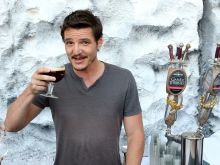 Pedro Pascal #69822 picture (Landscape Medium)