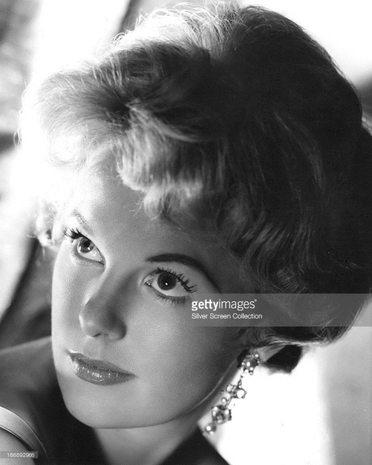 Peggy Cummins
