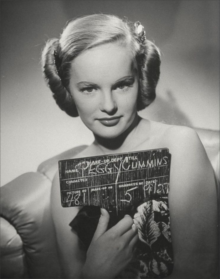 Peggy Cummins