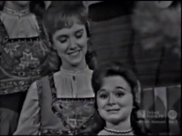 Peggy Lennon