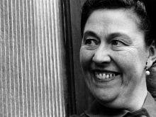 Peggy Mount