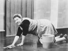 Peggy Mount