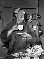 Peggy Mount