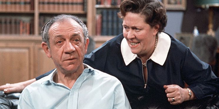 Peggy Mount