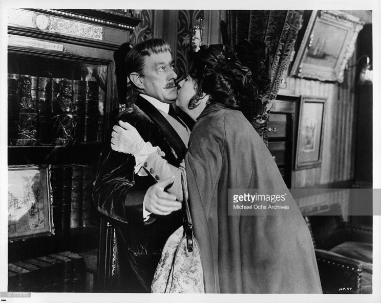 Peggy Mount