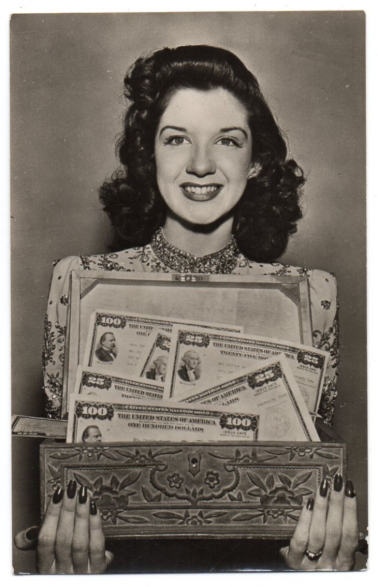 Peggy Ryan