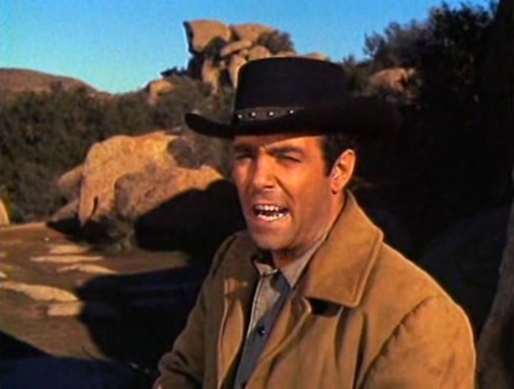 Pernell Roberts