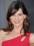 Perrey Reeves