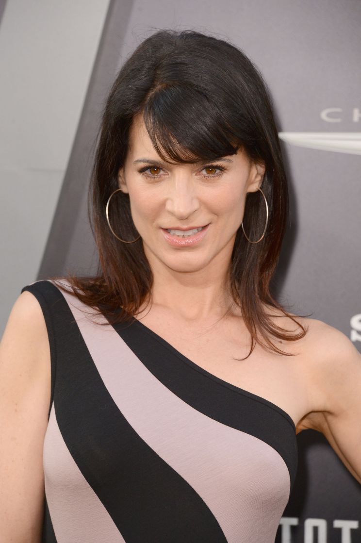 Perrey Reeves