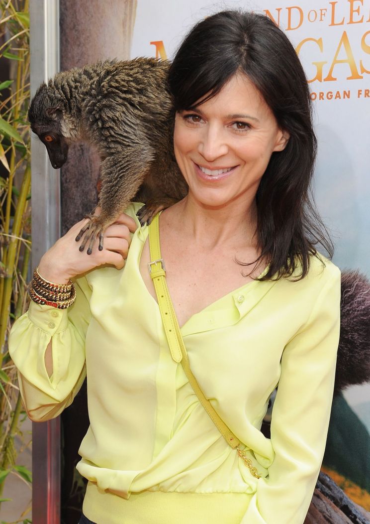 Perrey Reeves