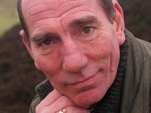 Pete Postlethwaite