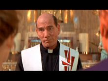 Pete Postlethwaite