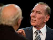 Pete Postlethwaite