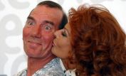 Pete Postlethwaite