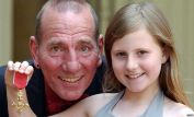 Pete Postlethwaite