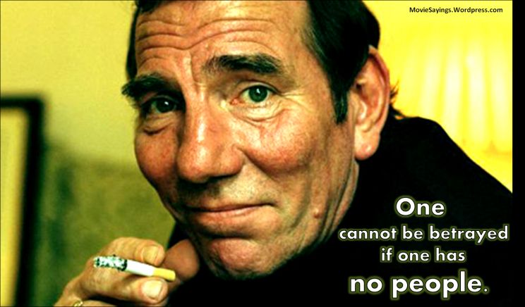 Pete Postlethwaite