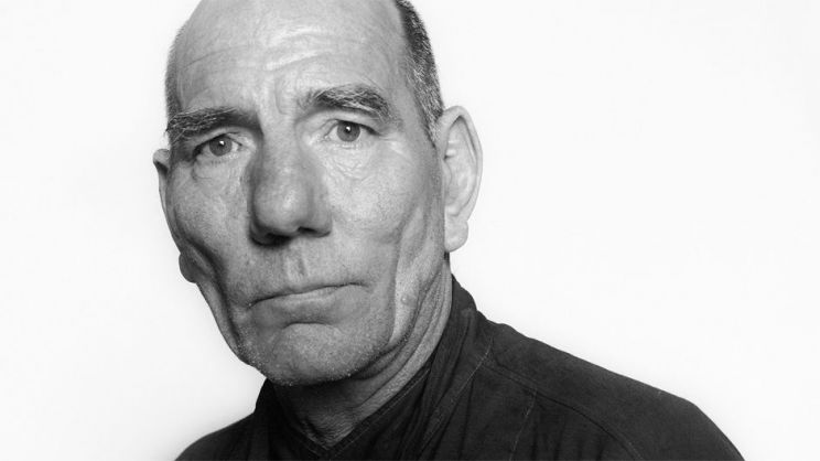 Pete Postlethwaite