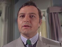 Peter Bowles