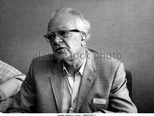 Peter Dennis photo
