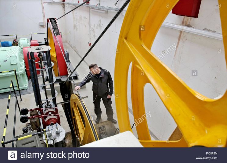 Peter Donat