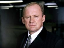 Peter Firth