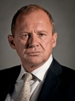 Peter Firth