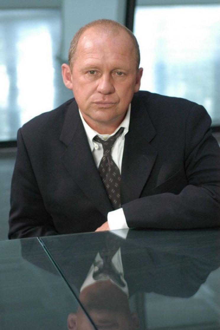 Peter Firth