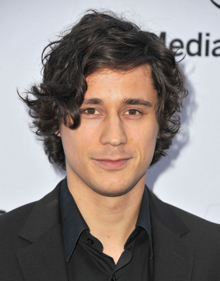 Peter Gadiot