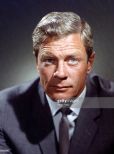 Peter Graves