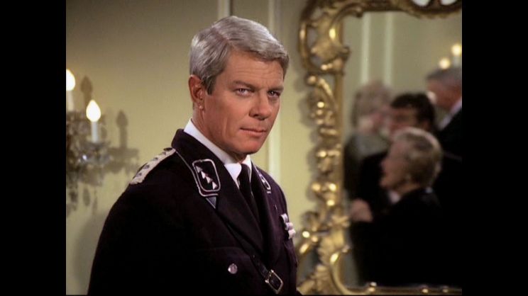 Peter Graves