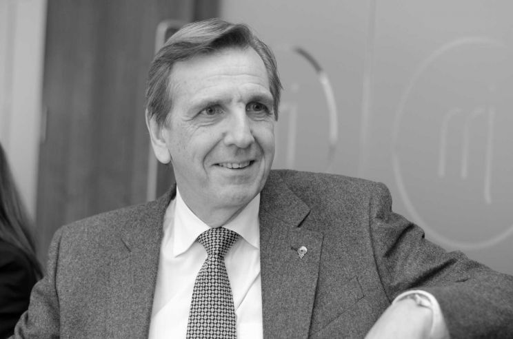 Peter Jones