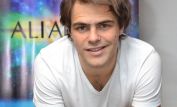 Peter Lanzani