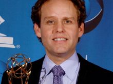 Peter MacNicol