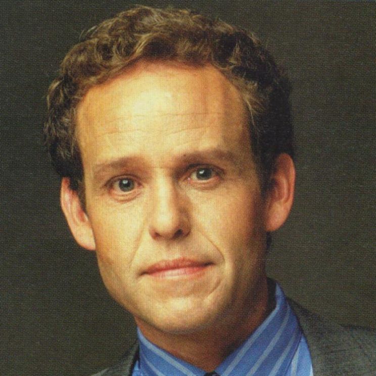 Peter MacNicol