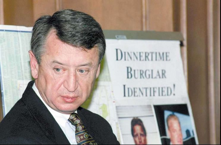 Peter Robbins