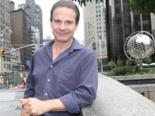 Peter Scolari