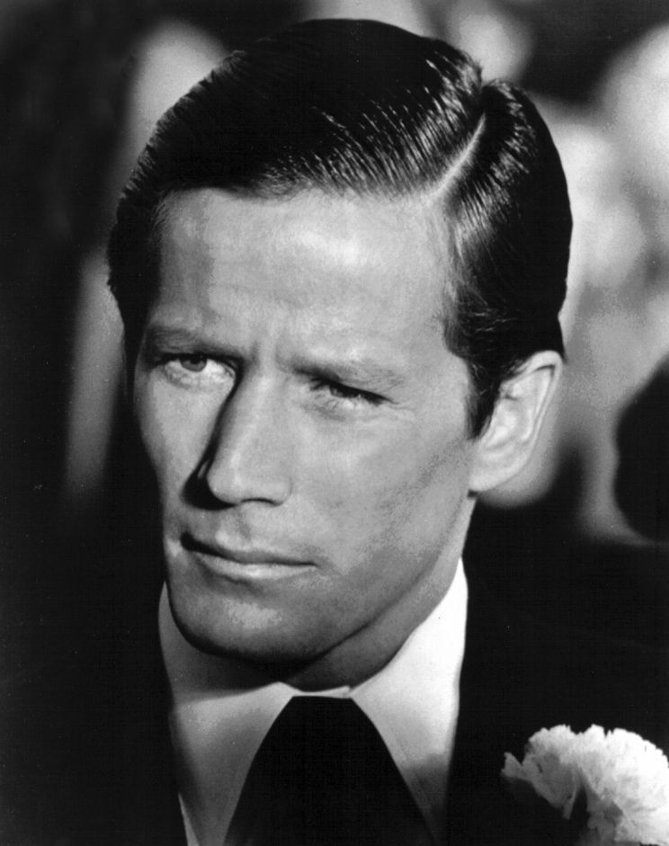 Peter Strauss