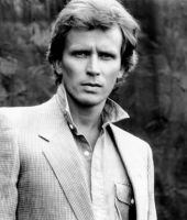 Peter Weller