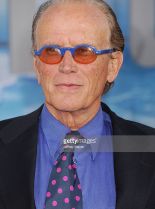 Peter Weller