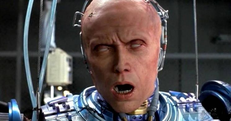 Peter Weller